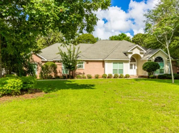 2531 Greenbriar Ct, Semmes, AL 36575