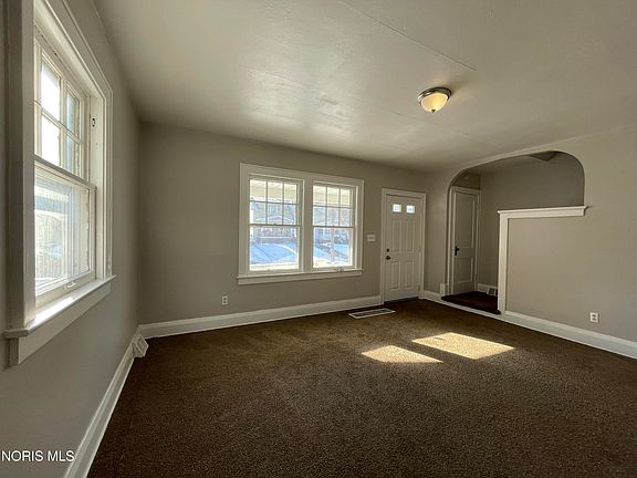 4th image of 1936 Mansfield Rd