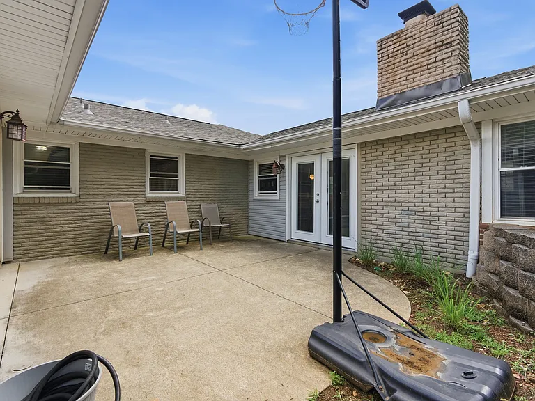 2117 Shades Crest Rd SE — Photo 35