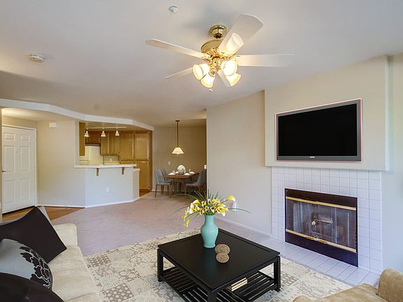5th image of 11235 Affinity Ct Unit 64