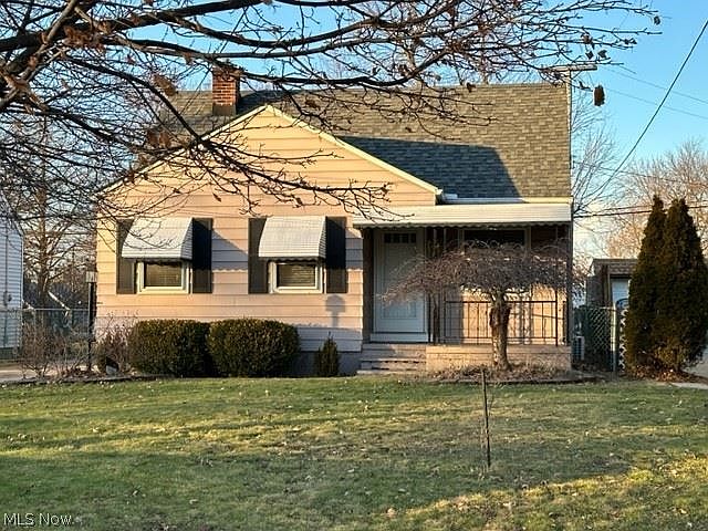1st image of 18600 Puritas Ave