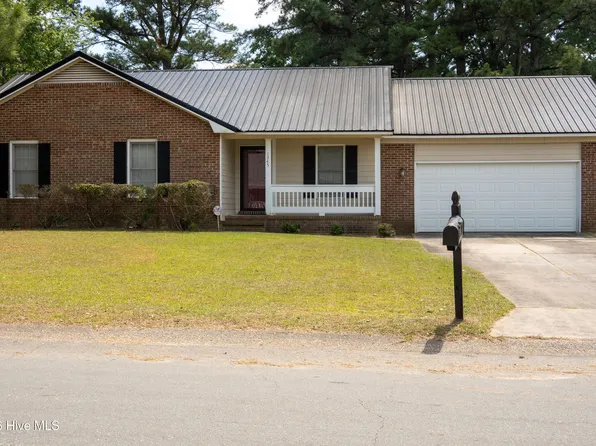 1345 Butterwood Circle, Fayetteville, NC 28314