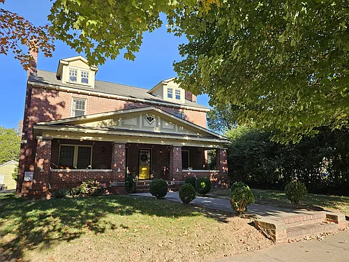 812 Walnut Ave Photo 1