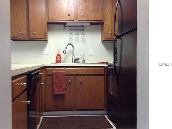 5th image of 609 Casa Park Ct #D