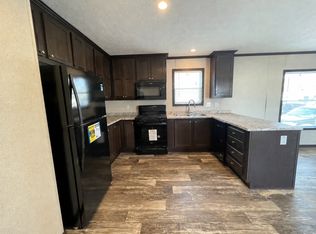 43 Armstrong St #43, Flushing, MI 48433