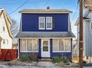 172 Hillside Ter, Irvington, NJ 07111