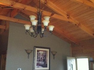 101 Shelter Cove Ln, Zirconia, NC 28790