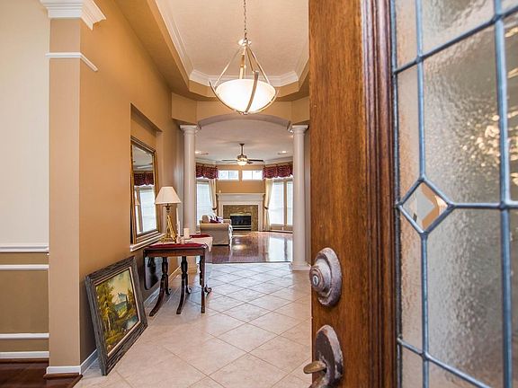 5th image of 12103 Pine Brook Dr