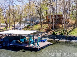 477 Clary Ln, Sunrise Beach, MO 65079