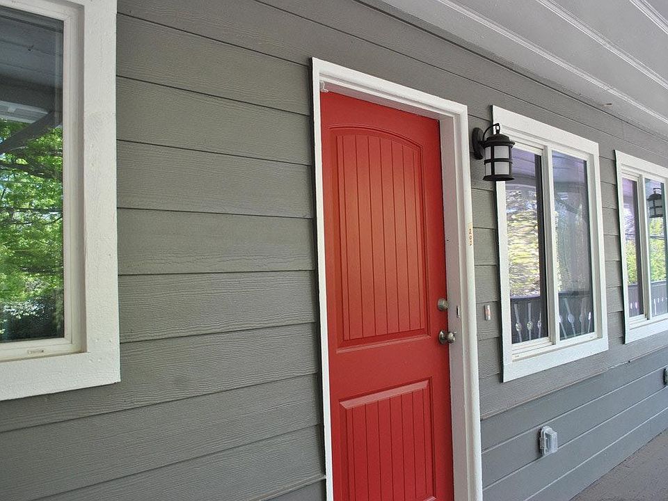 Front walk way