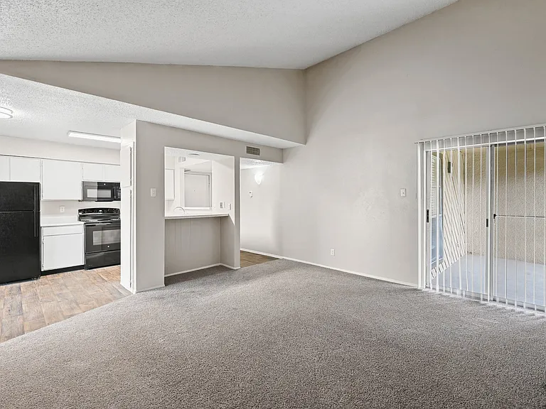 Preston Oaks — Photo 16