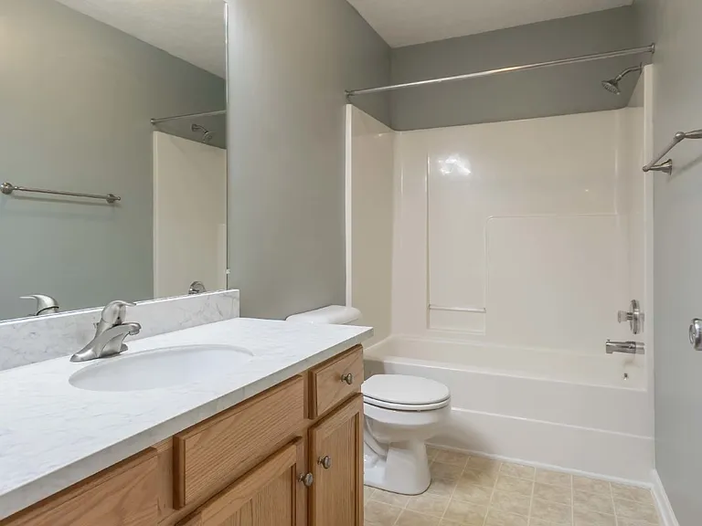 4716 Chepstow Dr — Photo 9