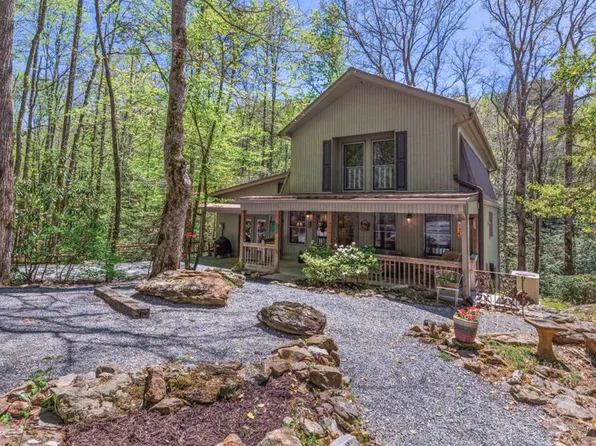 7904 Mr Bert Rd, Hiawassee, GA 30546