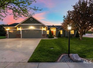 17203 N Midsummers Ln, Nampa, ID 83687