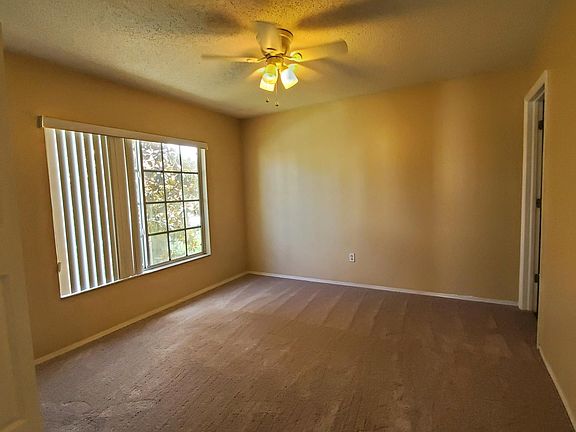 4th image of 1724 Fluorshire Dr