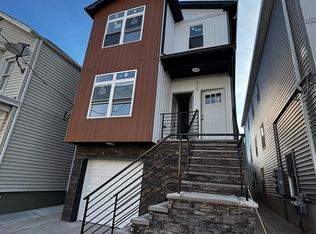 565 E 24th St #202, Paterson, NJ 07514