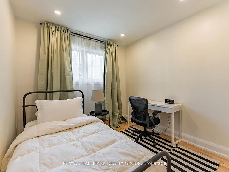 820 Grenon Ave — Photo 21
