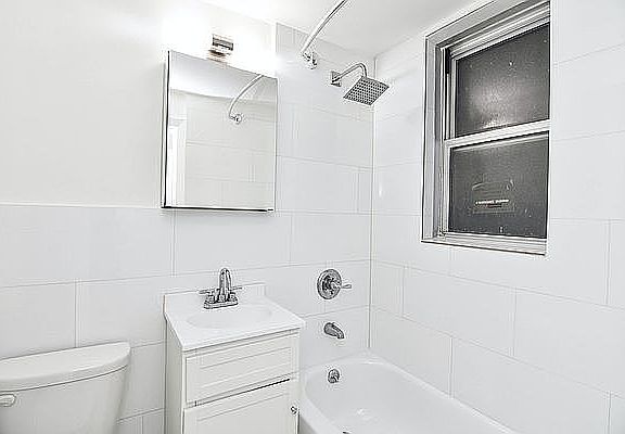 3rd image of 8 Jones St #1F