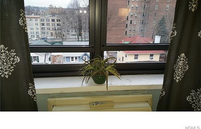 1st image of 145 Valentine Ln APT 7F