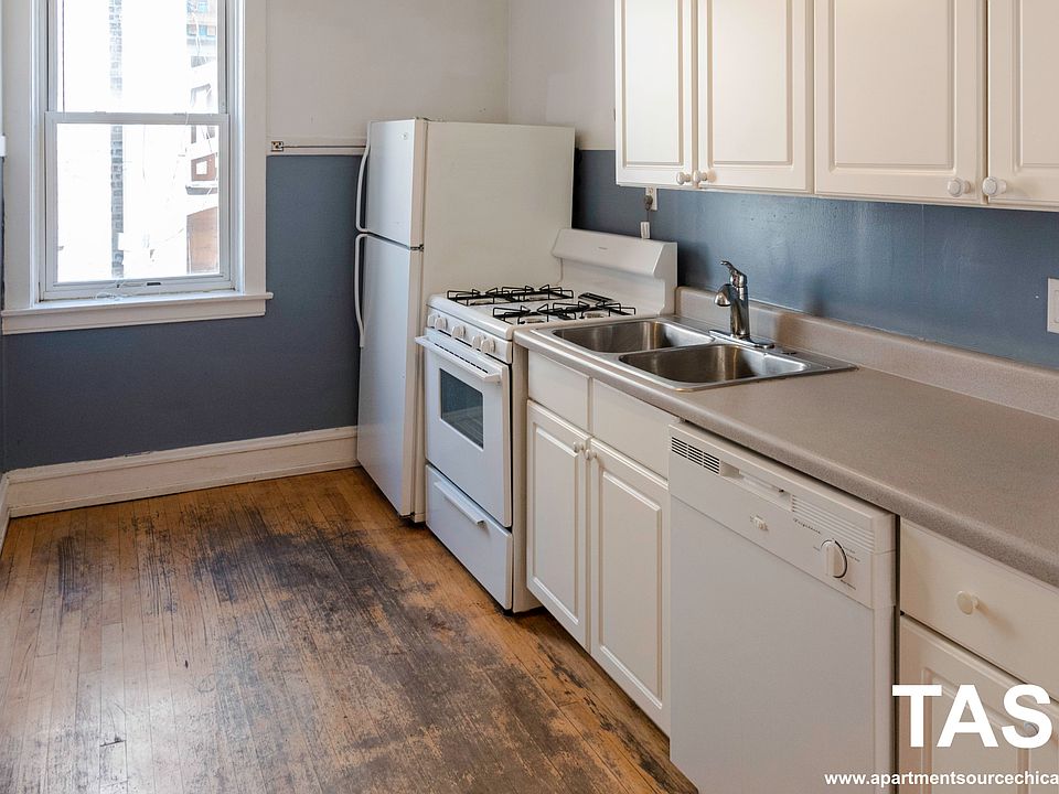 1st image of 1904 W Winnemac Ave #2