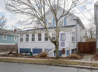 28 Harrison Ave, Newport, RI 02840
