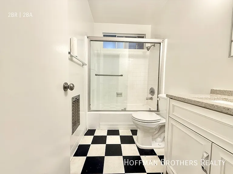1237 Amherst Ave #7 — Photo 6