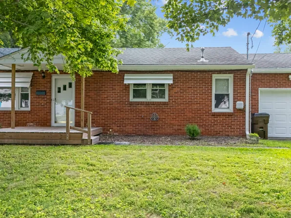 218 Norris Ave, North Vernon, IN 47265