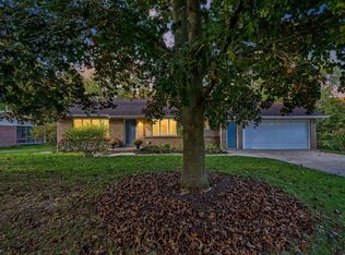 859 Paradise Lake Dr SE, Grand Rapids, MI 49546