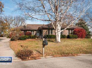 19 E Cedar Ct, Yorkville, IL 60560