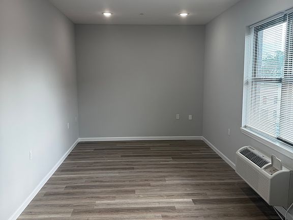3rd image of 445-447 Summer St #2