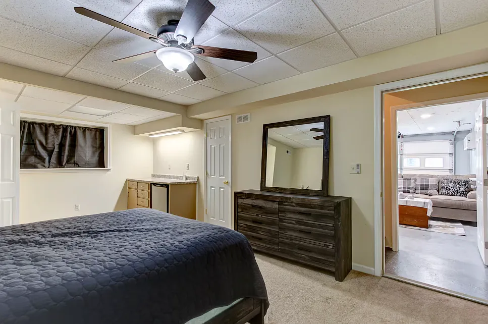 1 bed, 1000 sqft, $1,895 — Photo 4