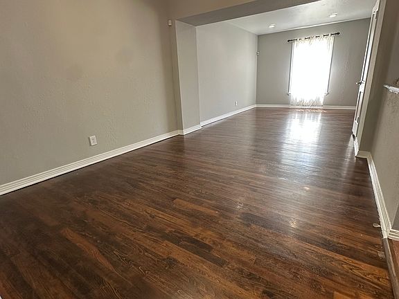 5th image of 6328 Bordeaux Ave #6328