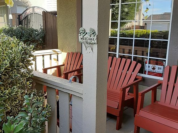 3rd image of 10776 Dove Ct