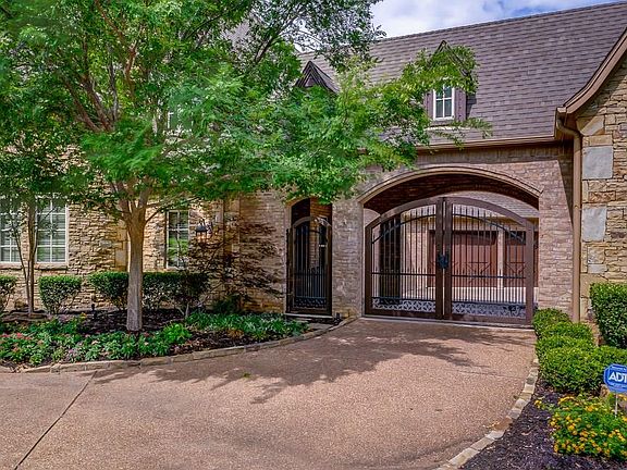 3rd image of 1208 Saint Emilion Ct