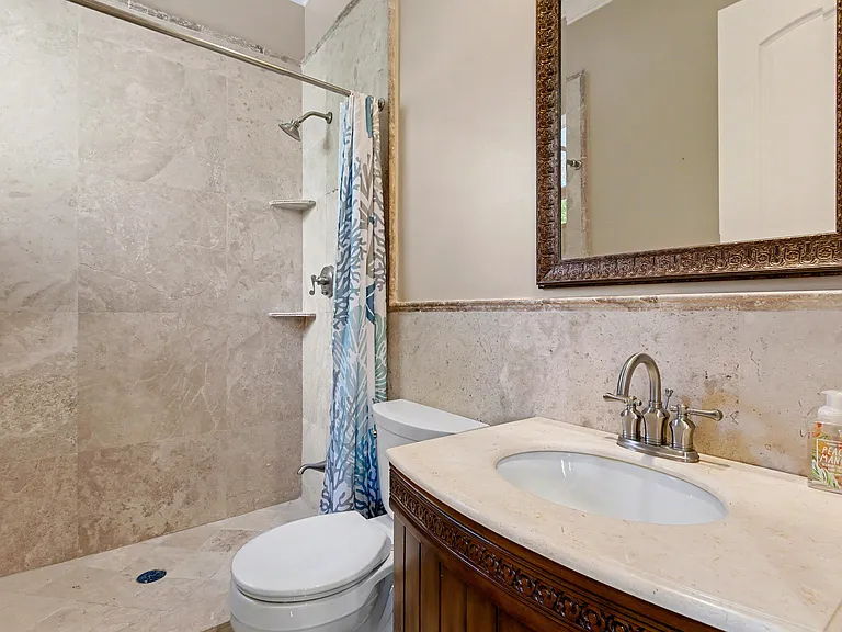 860 E Park Dr — Photo 39