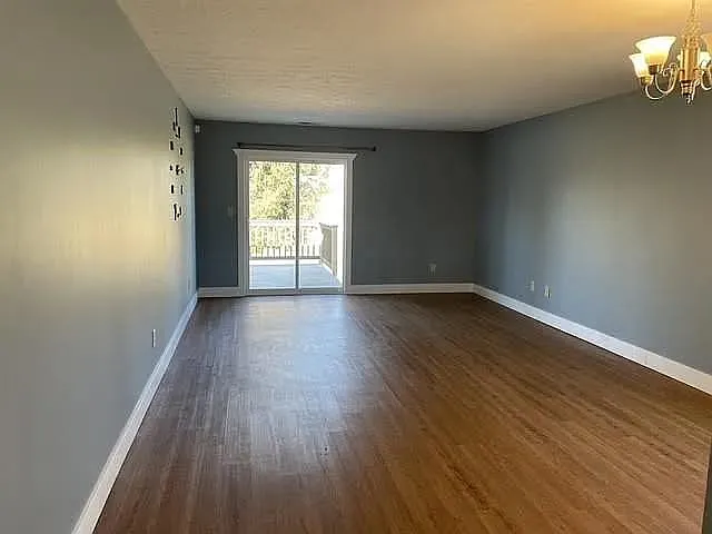 8372 Sotheby Dr — Photo 4