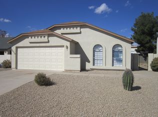 8820 W Greenbrian Dr, Peoria, AZ 85382