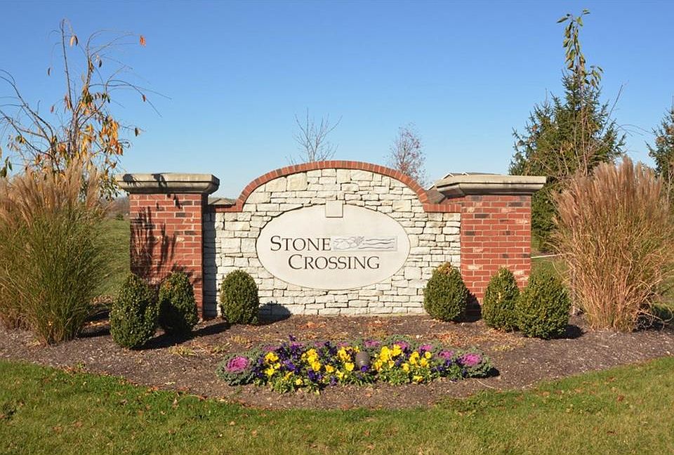 2nd image of 4636 W Lawrence Way