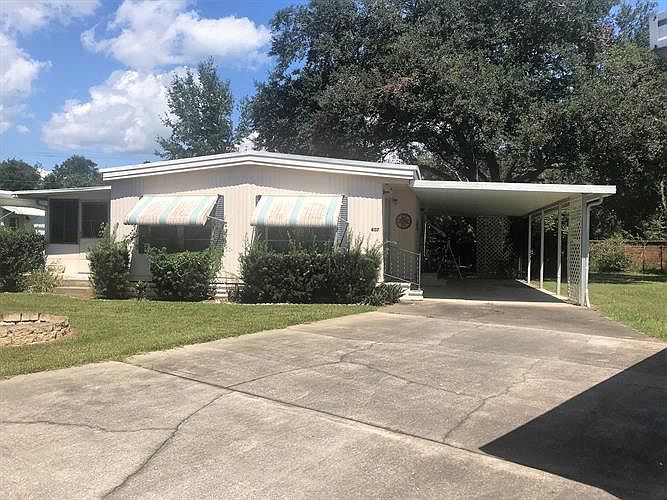 1st image of 407 Drage Dr