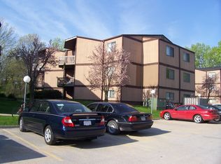 223 Haywood Dr #223, Iowa City, IA 52245