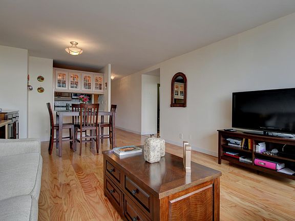 5th image of 770 Anderson Ave APT 16C