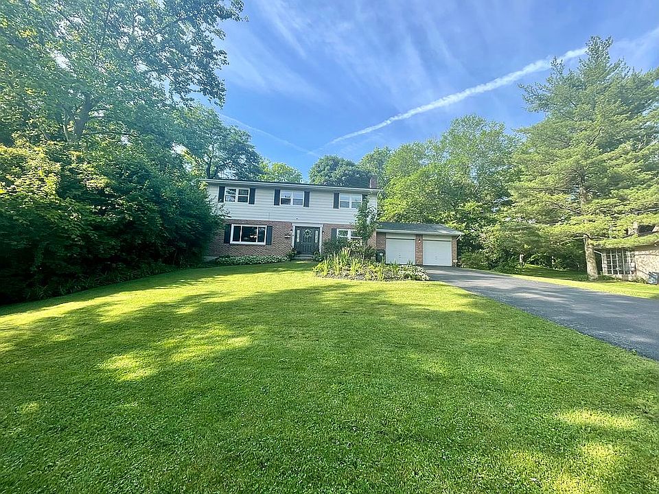 1st image of 133 W Concord Dr