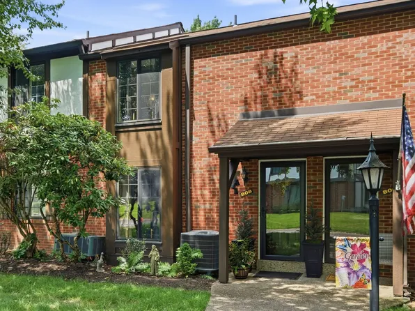 808 Sewickley Heights Dr, Sewickley, PA 15143