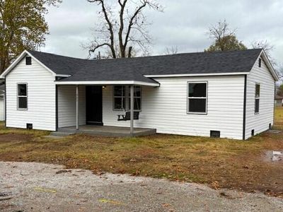 625 E Saint Louis Street, Aurora, MO, 65605