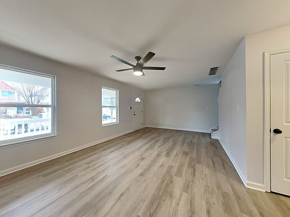 4th image of 1918 Cornell Ave