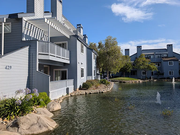 429 Cork Harbour Cir — Photo 15