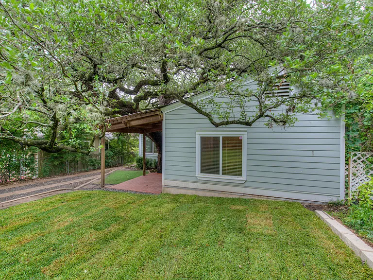 720 Sparks Ave — Photo 23