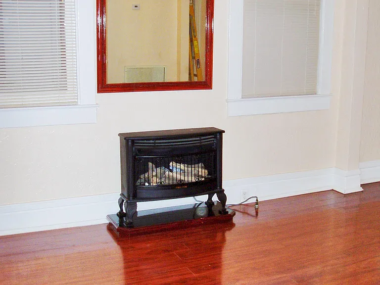 Mirror fireplace