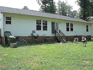 4th image of 1016 Candlewood Cir
