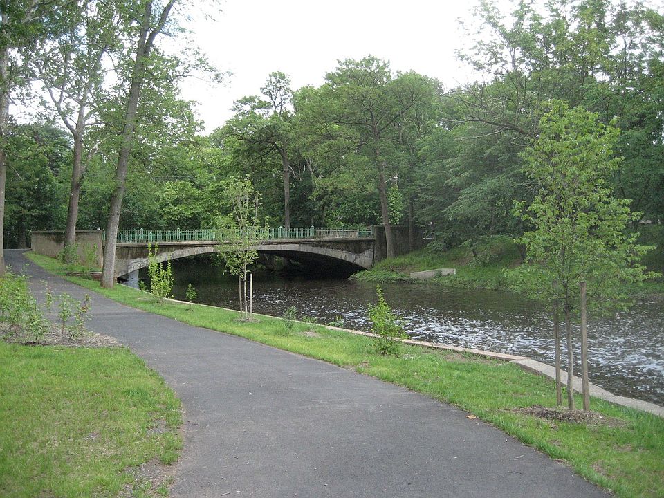 Park & River Across the Street